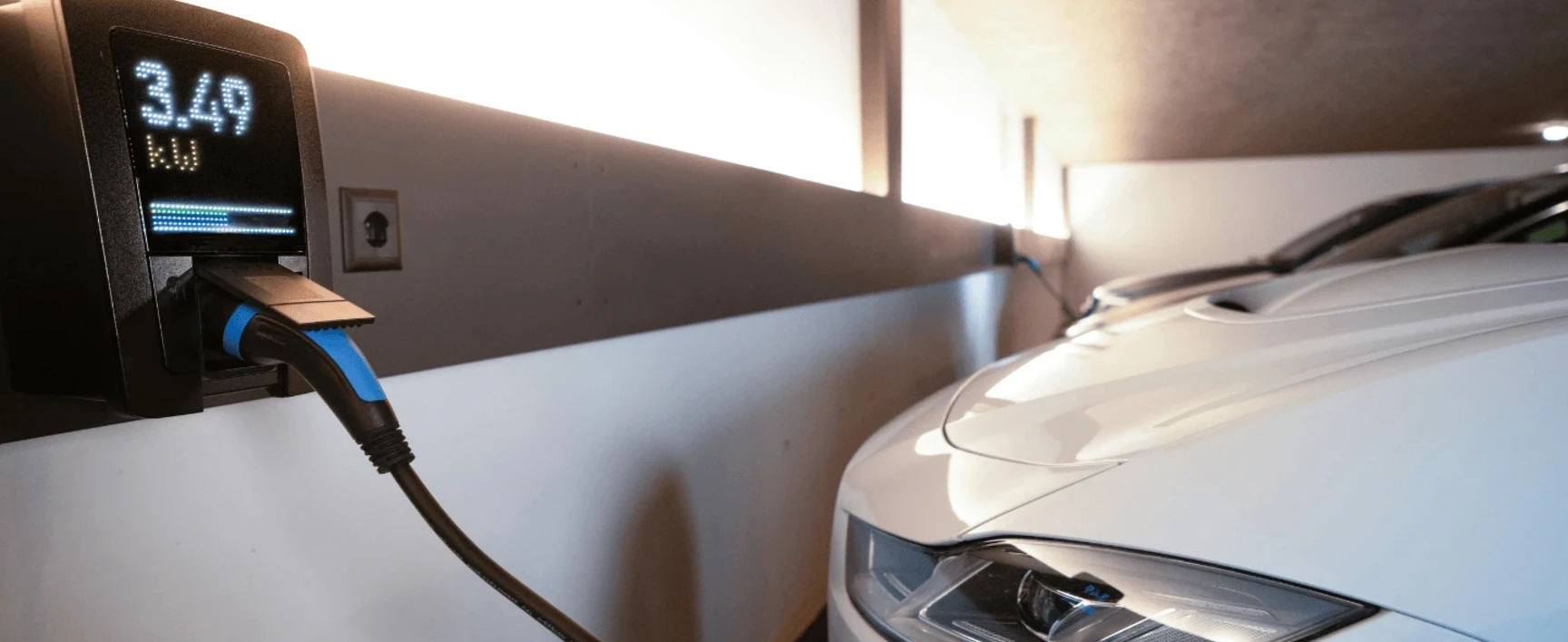 Electric Vehicles Header